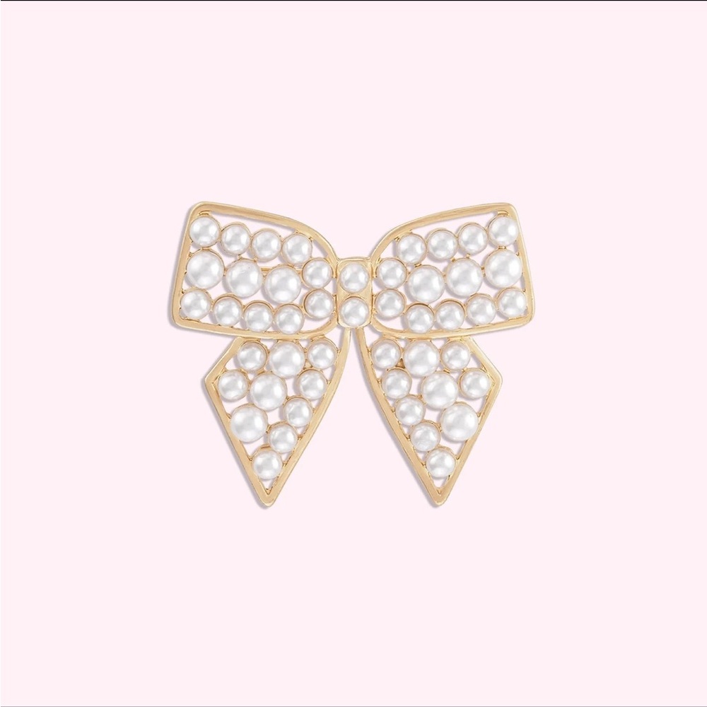 Stoney Clover Lane Pearl bow brooch